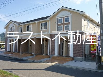 薩摩川内市中郷のアパートの建物外観