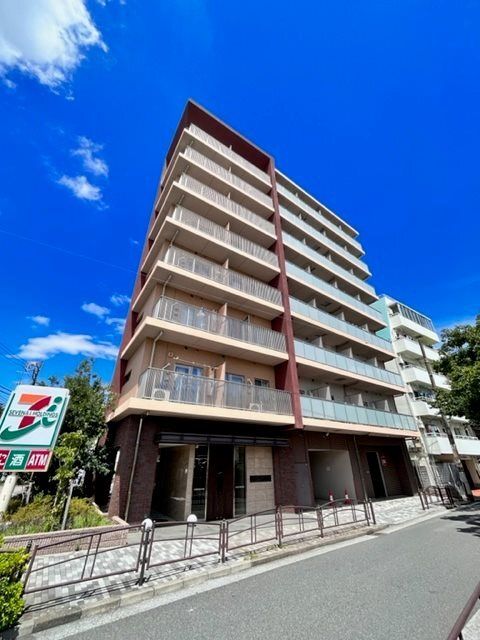 板橋区板橋のマンションの建物外観