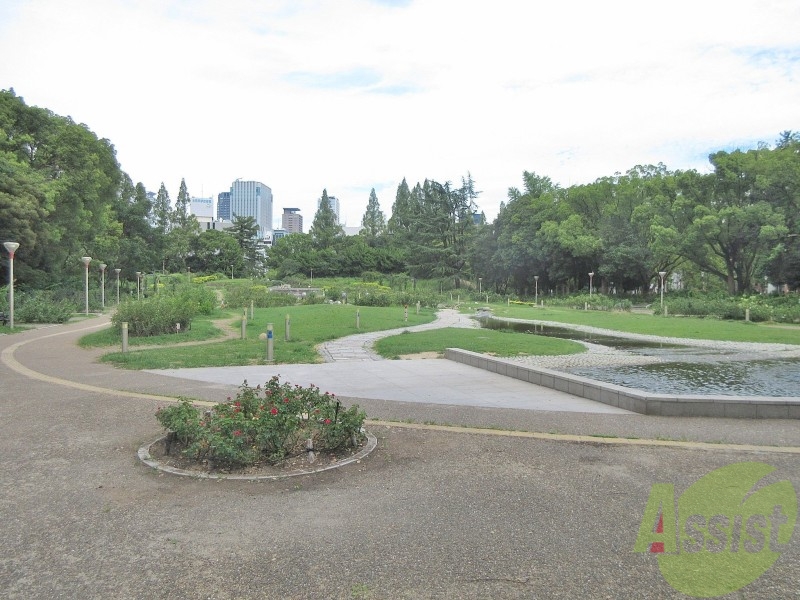 【プレサンス江戸堀の公園】