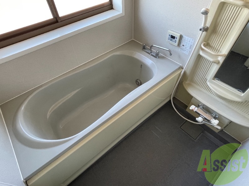 バス・シャワールーム　疲れた時はゆっくり湯船に浸かってリラックス♪