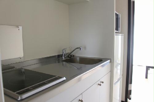 キッチン　反転プランあり