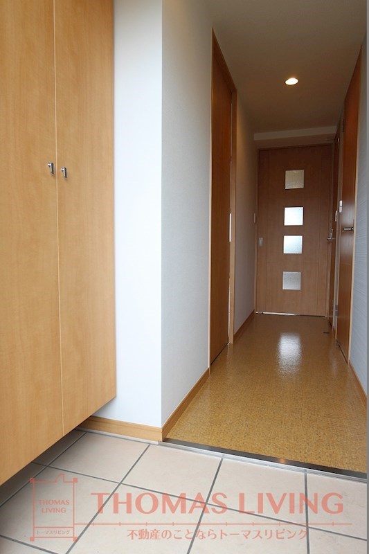 リード大手町の玄関写真