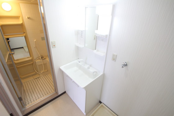 洗面設備　※別部屋の写真です