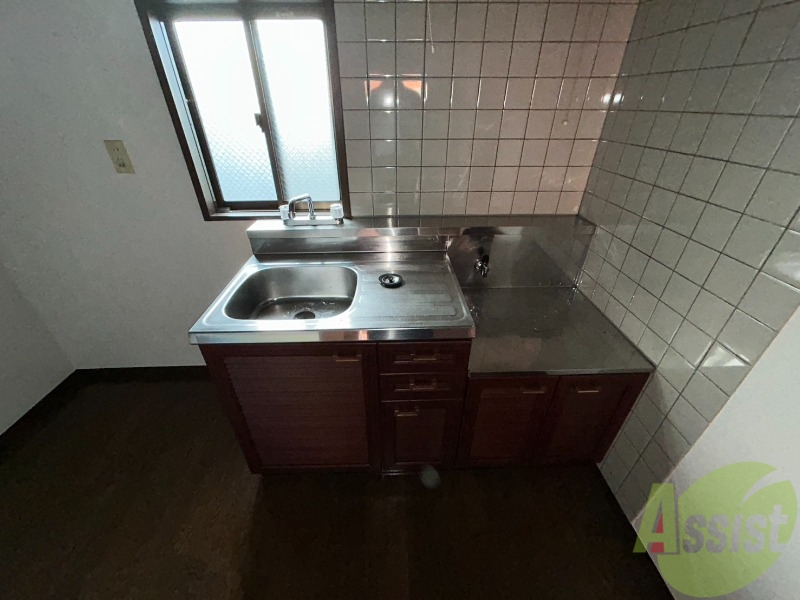 キッチン　キッチンはガスコンロが２口つけることが出来ます。