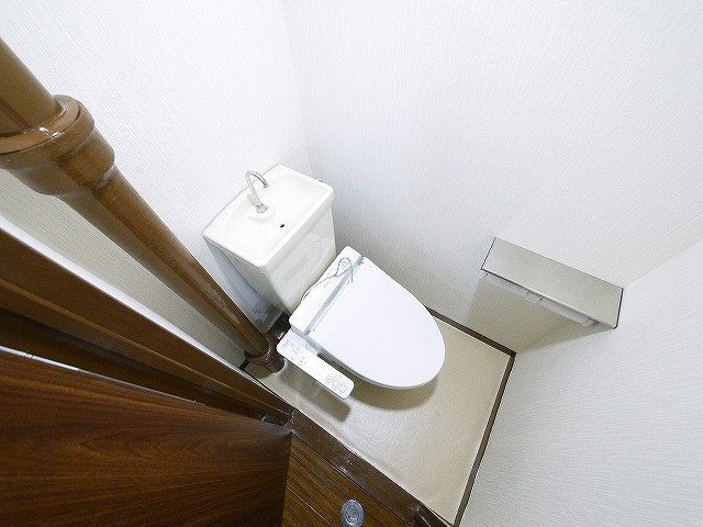トイレ　トイレもきれいです