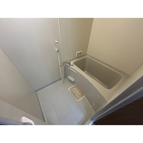 バス・シャワールーム　追い焚き付き