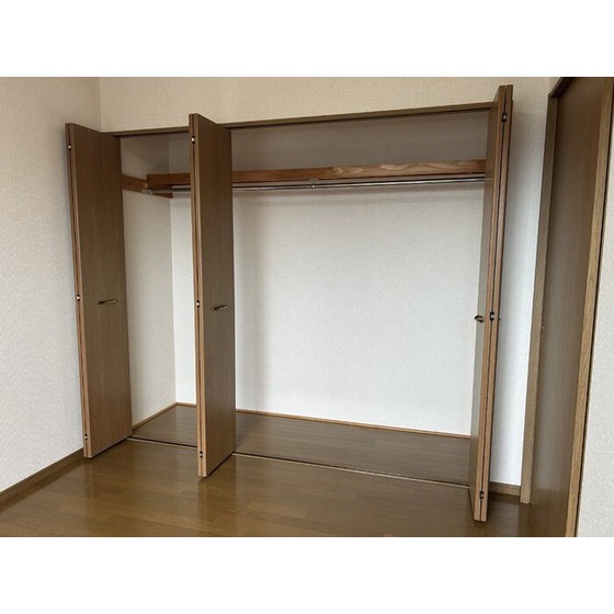 収納　クローゼット