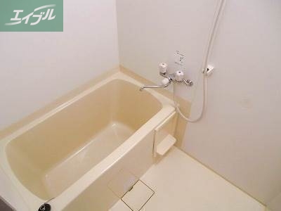 バス・シャワールーム　バスルーム