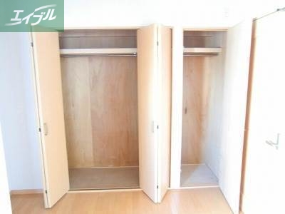 収納　クローゼット