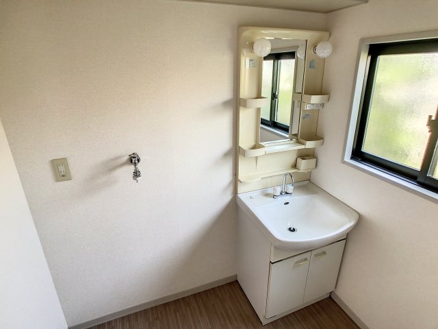 洗面設備　2023年5月撮影※現況を優先します。