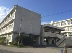 小学校　菊川市立六郷小学校（小学校）まで1100m