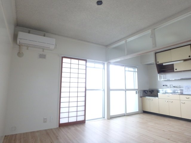 居室・リビング　イメージ401号室の写真