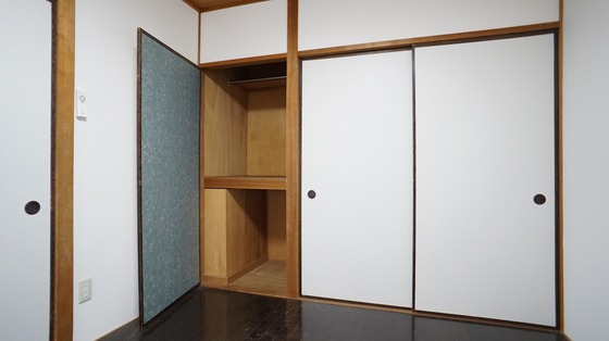 収納　クローゼット