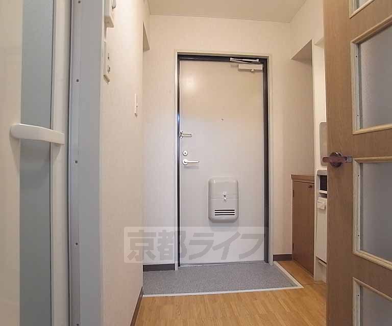 玄関　すっきりとした玄関です。