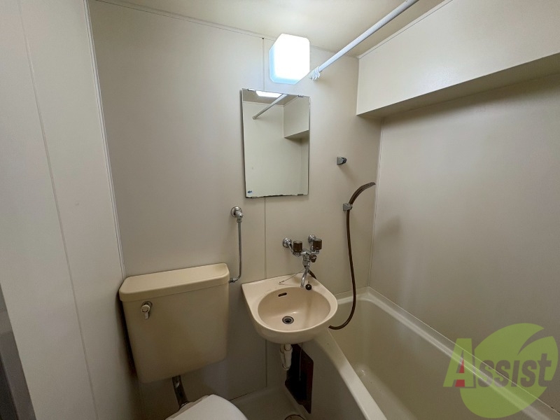 洗面設備　洗面台はありませんがこちらで洗顔などができます。