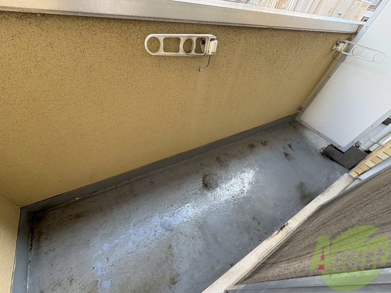 バルコニー　バルコニーです。天気の良い日には外干しができます！