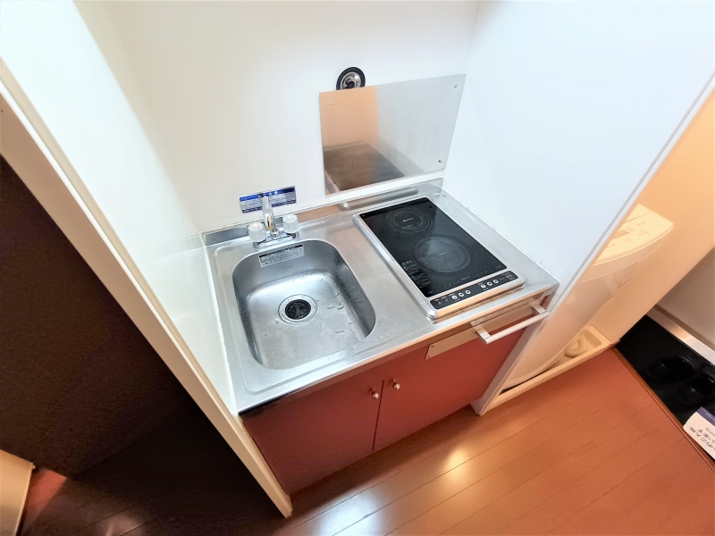 キッチン　コンロは２口コンロです。