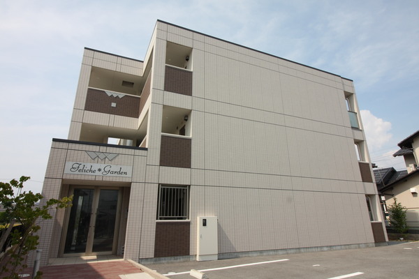 建物外観　オートロック！