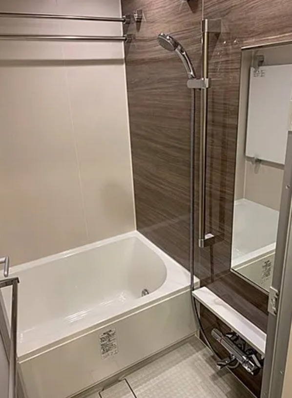 バス・シャワールーム　別部屋参考写真