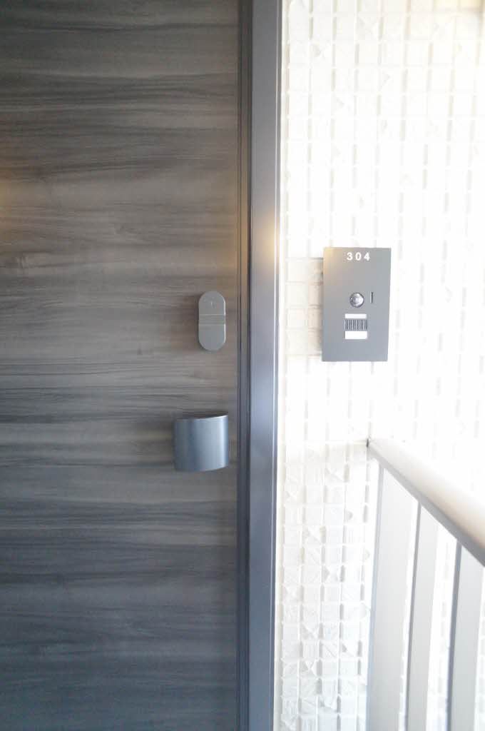 セキュリティ　玄関