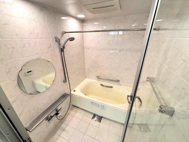 バス・シャワールーム　清潔感のあるバスルーム★