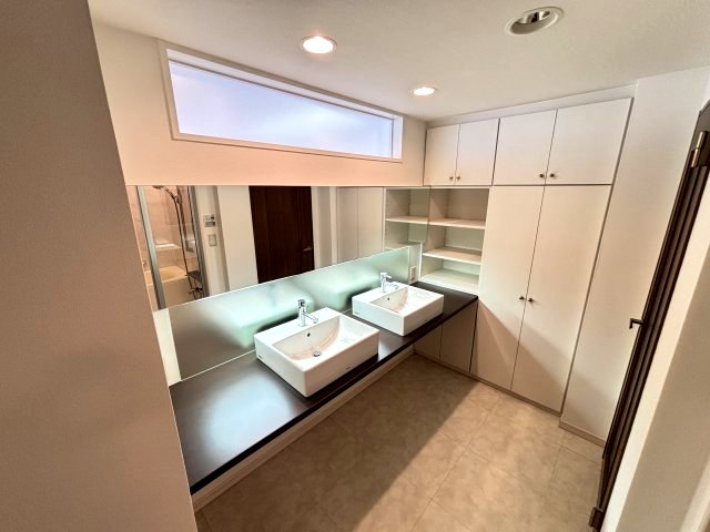 洗面設備　ホテルのような2ボウルの洗面台★