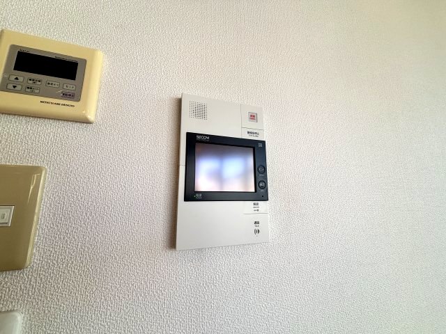 セキュリティ　安心のモニター付きインターホン★