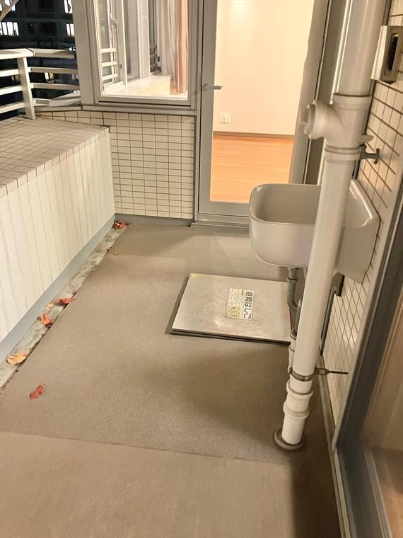 バルコニー　バルコニー