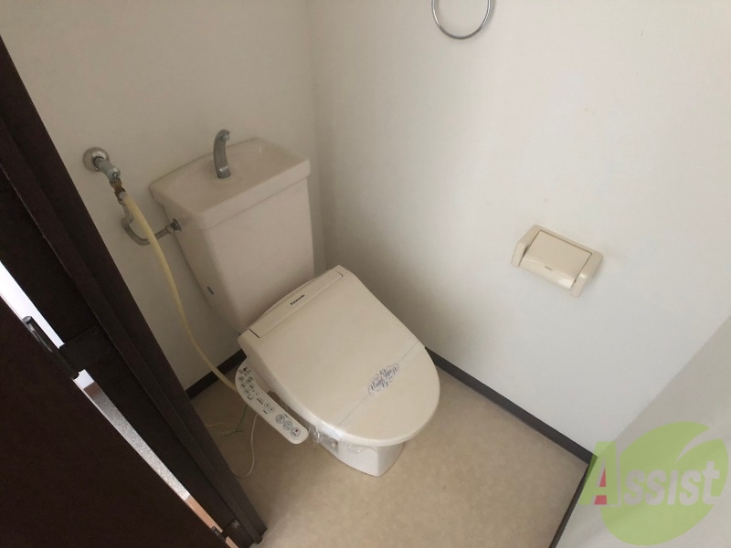 トイレ　トイレです。ウォシュレット付を探している方、おすすめです。