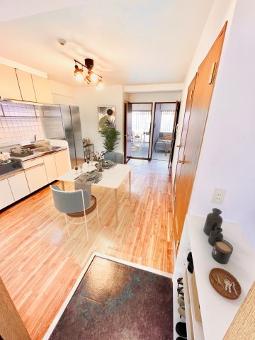 居室・リビング　※家具・家電などはイメージです。