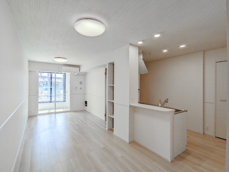 居室・リビング　図面と現状に相違がある場合には現状を優先