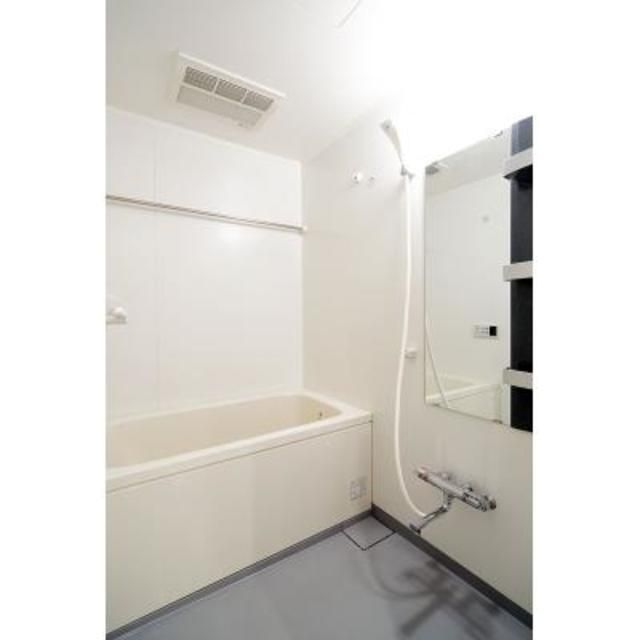 バス・シャワールーム　※写真は同タイプ住戸です。