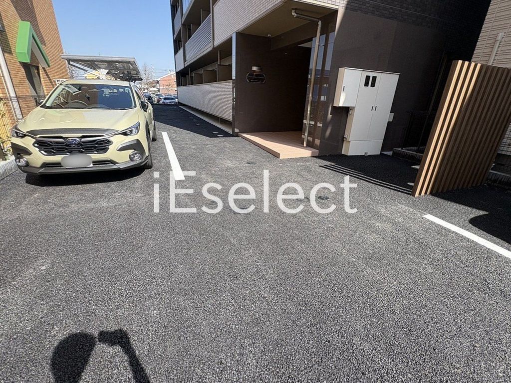 駐車場　駐車場の空きは随時、空き確認いたします。