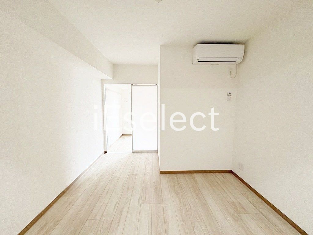 居室・リビング　広々開放的なリビングです♪