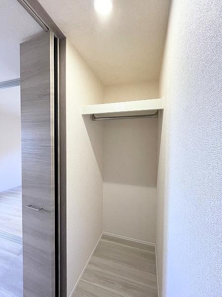 収納　ウォークインクローゼット