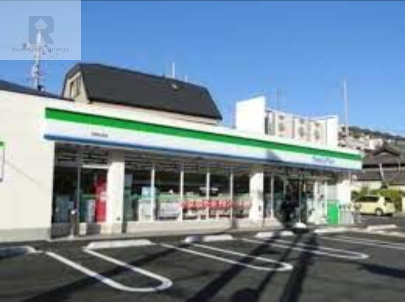 コンビニ　ファミリーマート交野私部店（コンビニ）まで42m