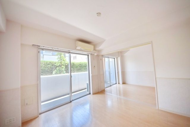 居室・リビング　★広々リビング11.1帖です★