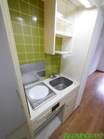 キッチン　別部屋の画像になります。