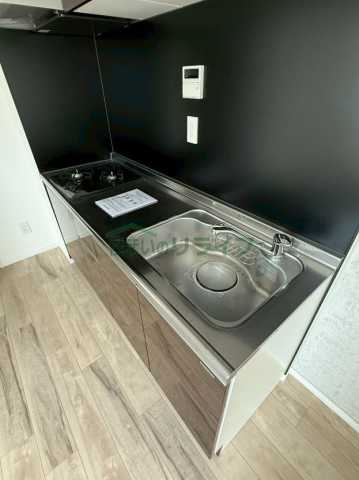 キッチン　別階層の参考写真になります。