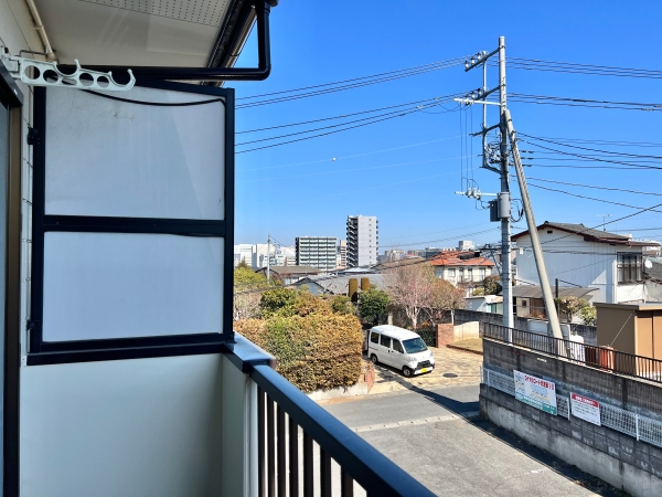 バルコニー　バルコニーがあり洗濯物が干せます。