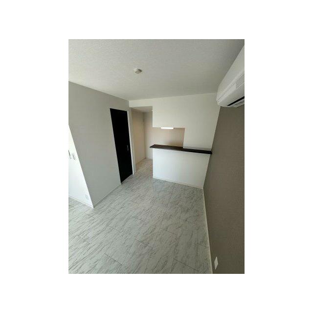 居室・リビング　同施工物件