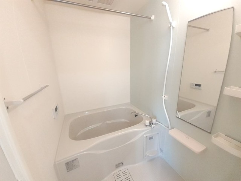 バス・シャワールーム　図面と現状に相違がある場合には現状を優先