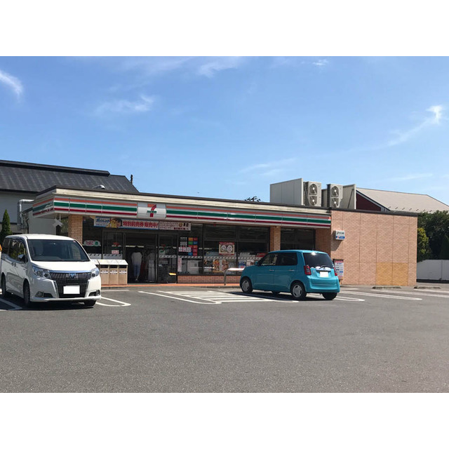 コンビニ　セブンイレブンつくば稲荷前店（コンビニ）まで185m