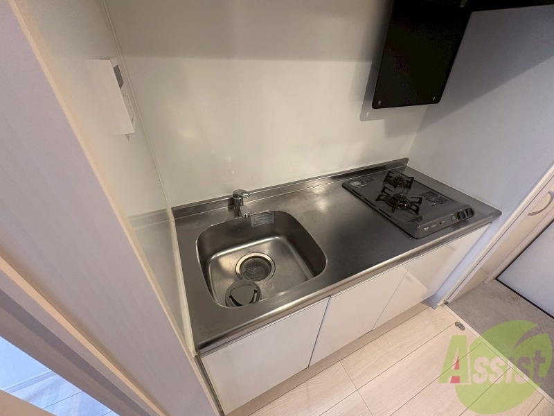 キッチン　キッチンは２口ガスコンロ付きです。料理が楽しみですね。