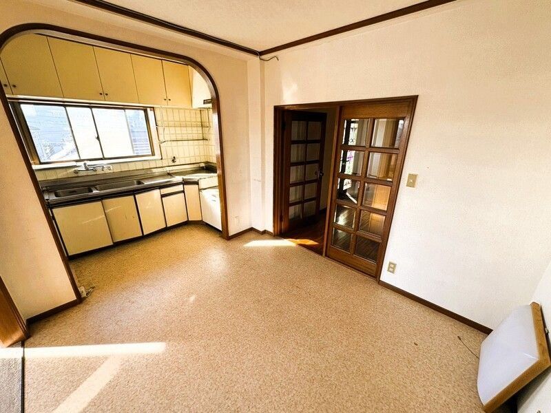 キッチン　バルコニー