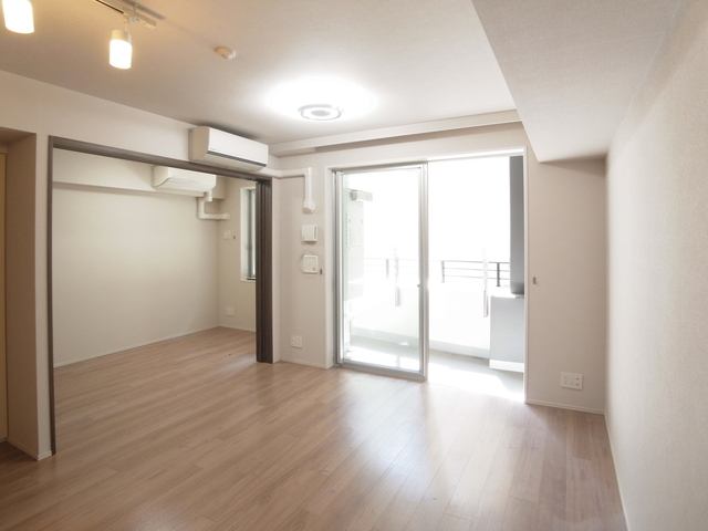 居室・リビング　ＬＤ１０．８畳　※前回募集時の写真です。