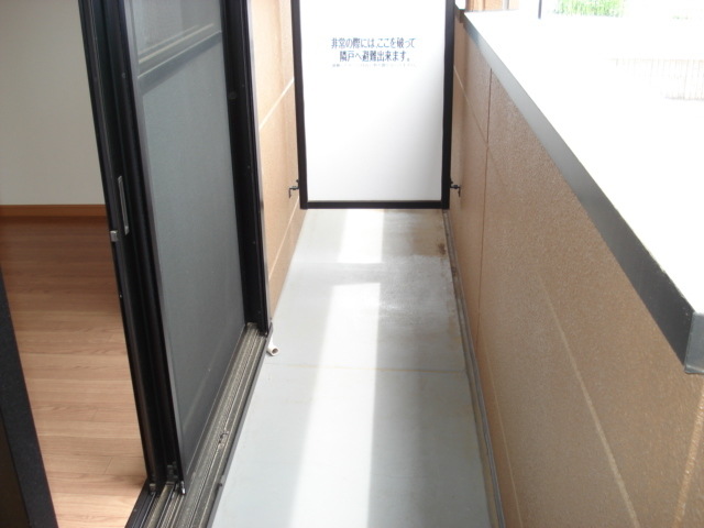 バルコニー　バルコニー