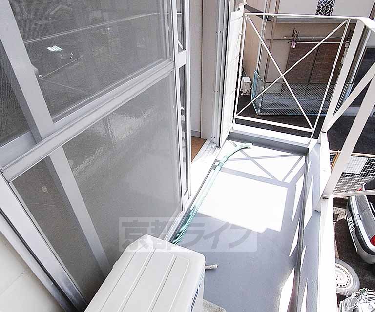 バルコニー　洗濯機も置けます