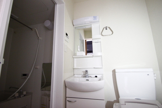 洗面設備　※別部屋の写真です