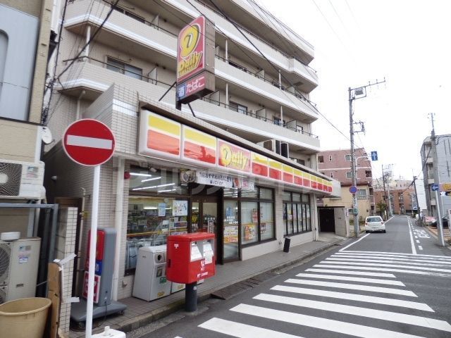 コンビニ　デイリーヤマザキ　神明町（コンビニ）まで150m